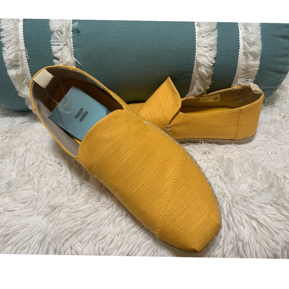 Toms shoes